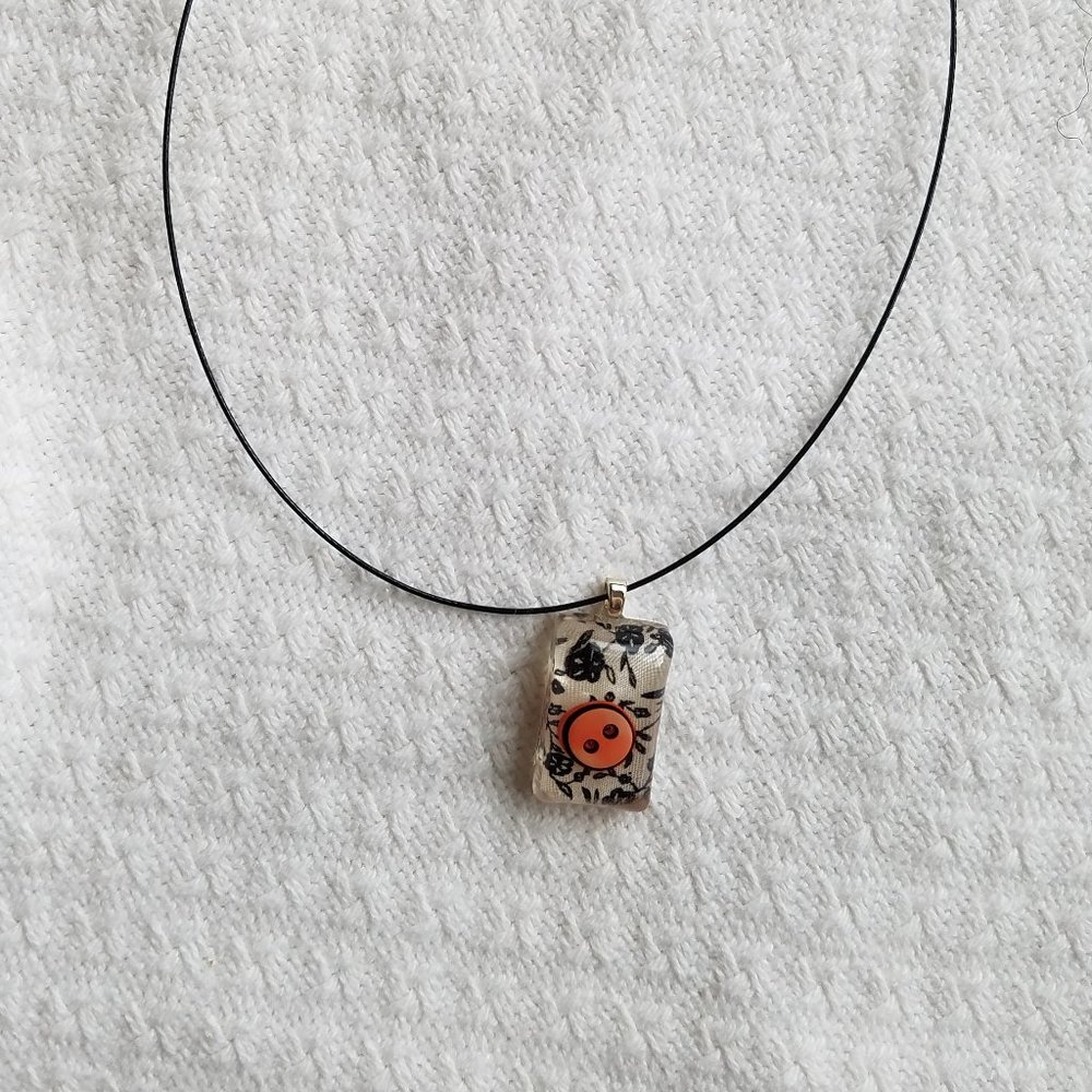 Acrylic button necklace